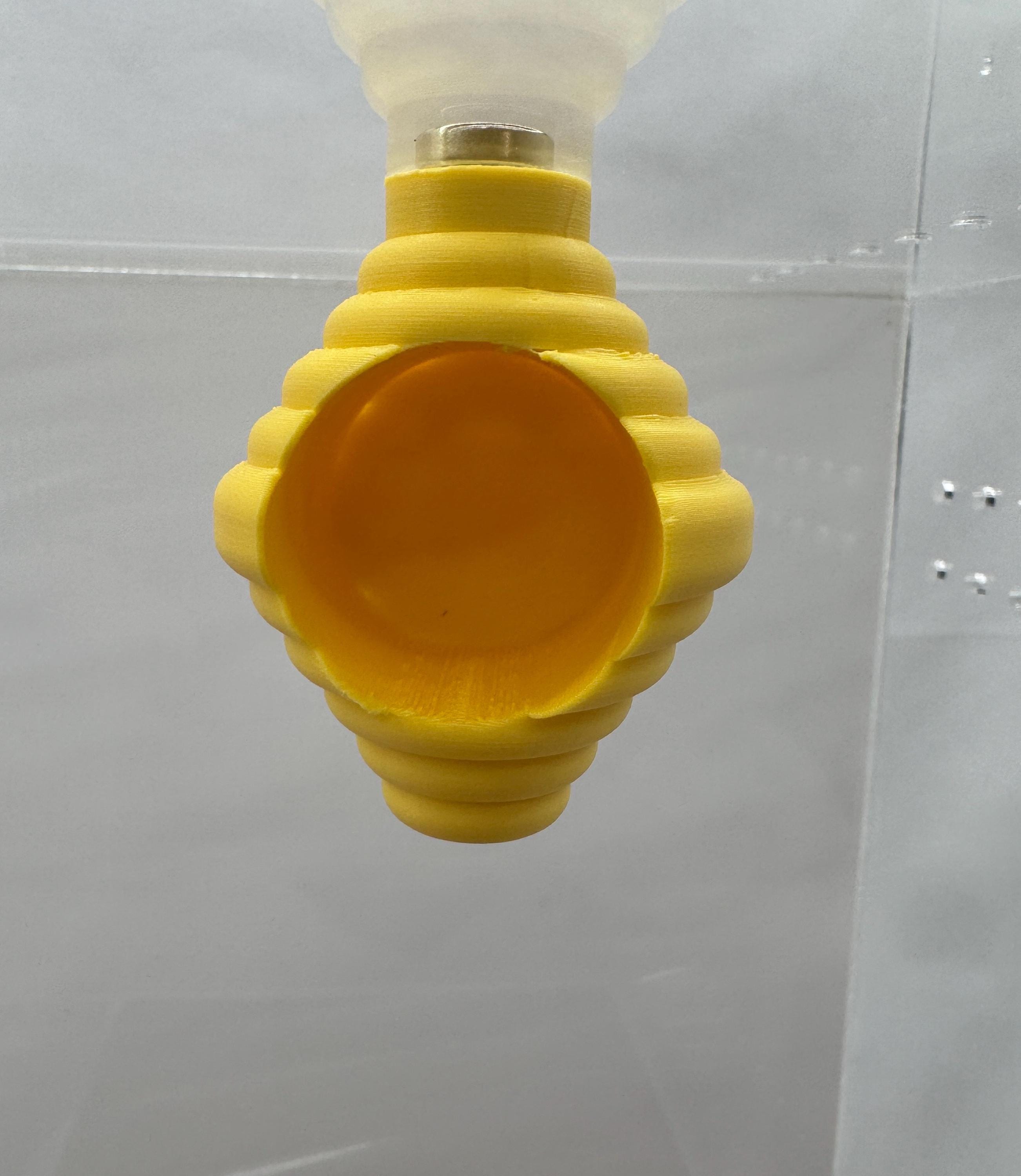 Beehive Hide for Jumping Spider Enclosure (3x3 inches)