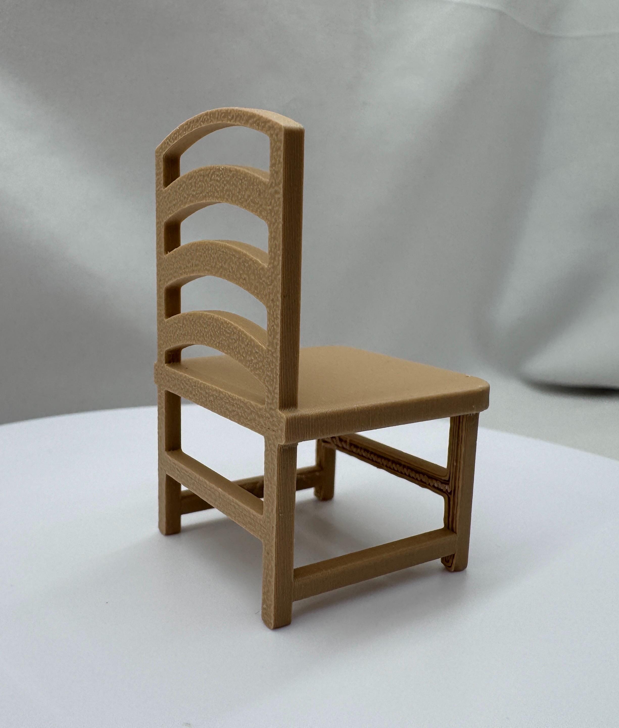 Miniature chair for jumping spider enclosure
