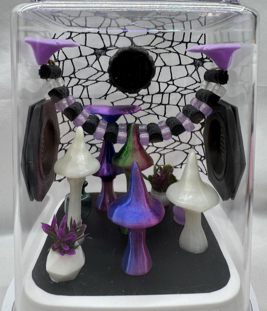 Mushroom Themed Jumping Spider Enclosure: Decorated Terrarium (5x5x7 in)