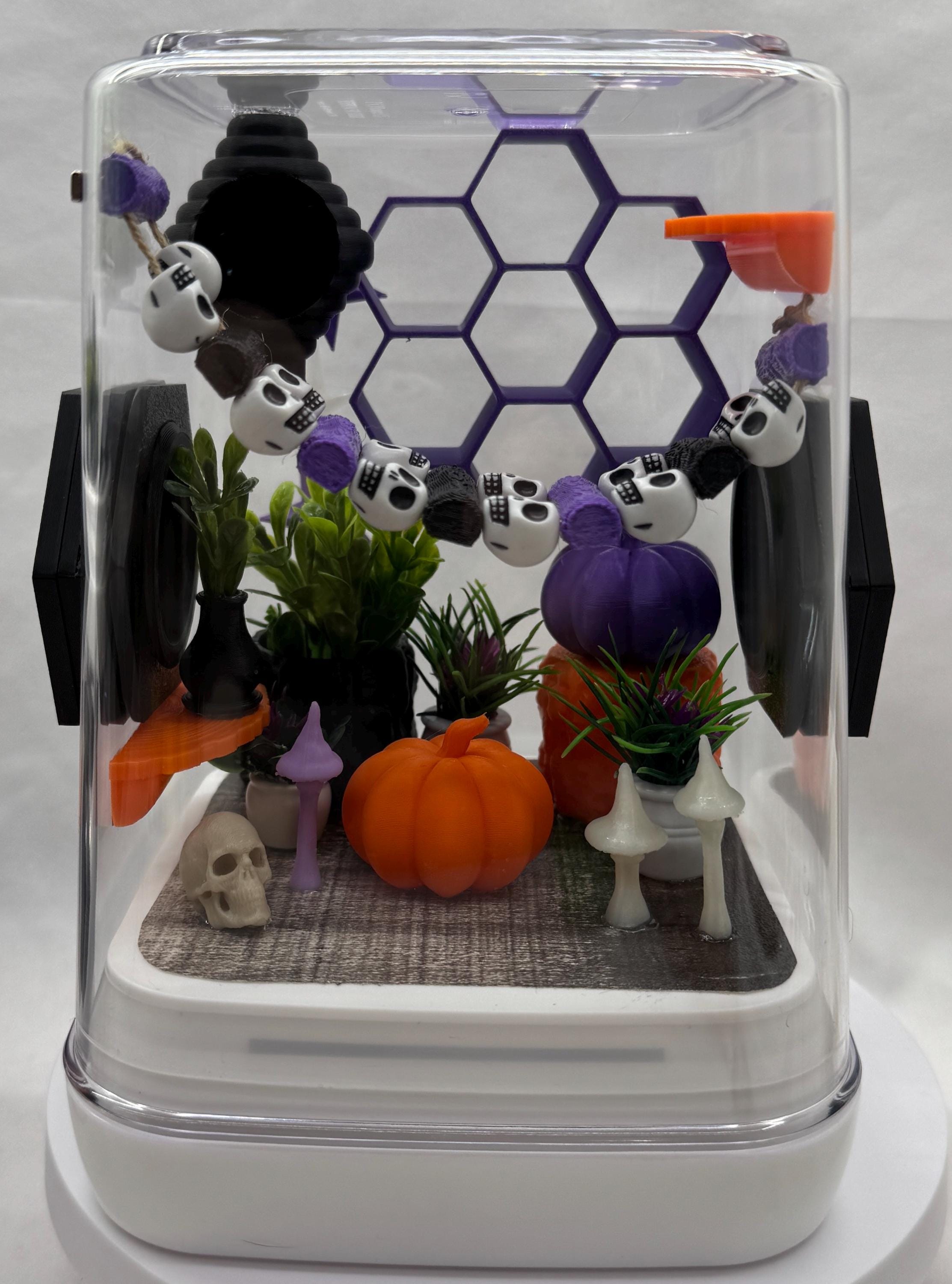 Gothic themed accessories for Arachnid Pets - Safe - Decor-Adorable Jumping Spider decor
