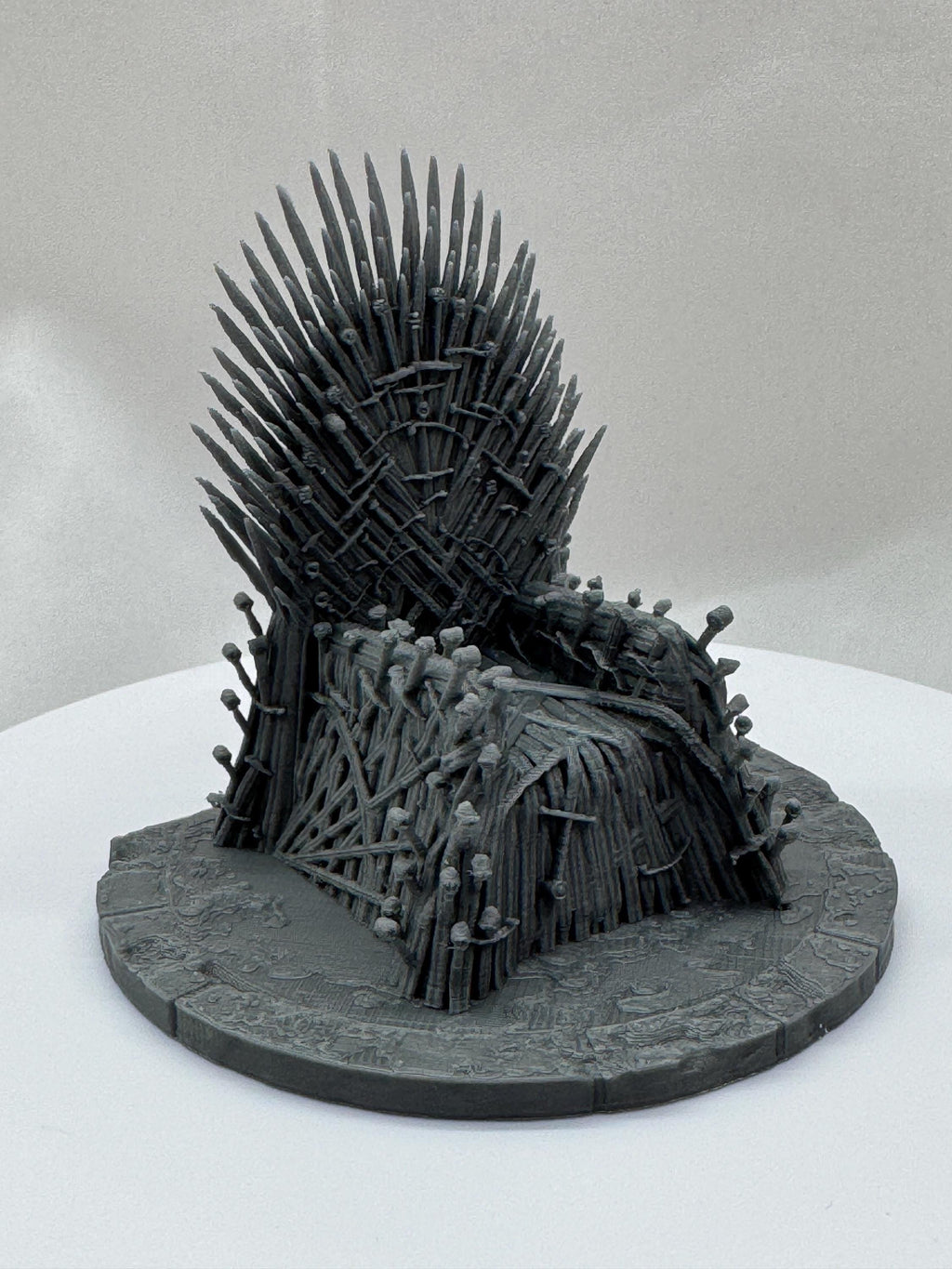 Throne for Jumping Spider Enclosure - 3D Printed Reptile Decor, Unique Terrarium Accessory for Pets