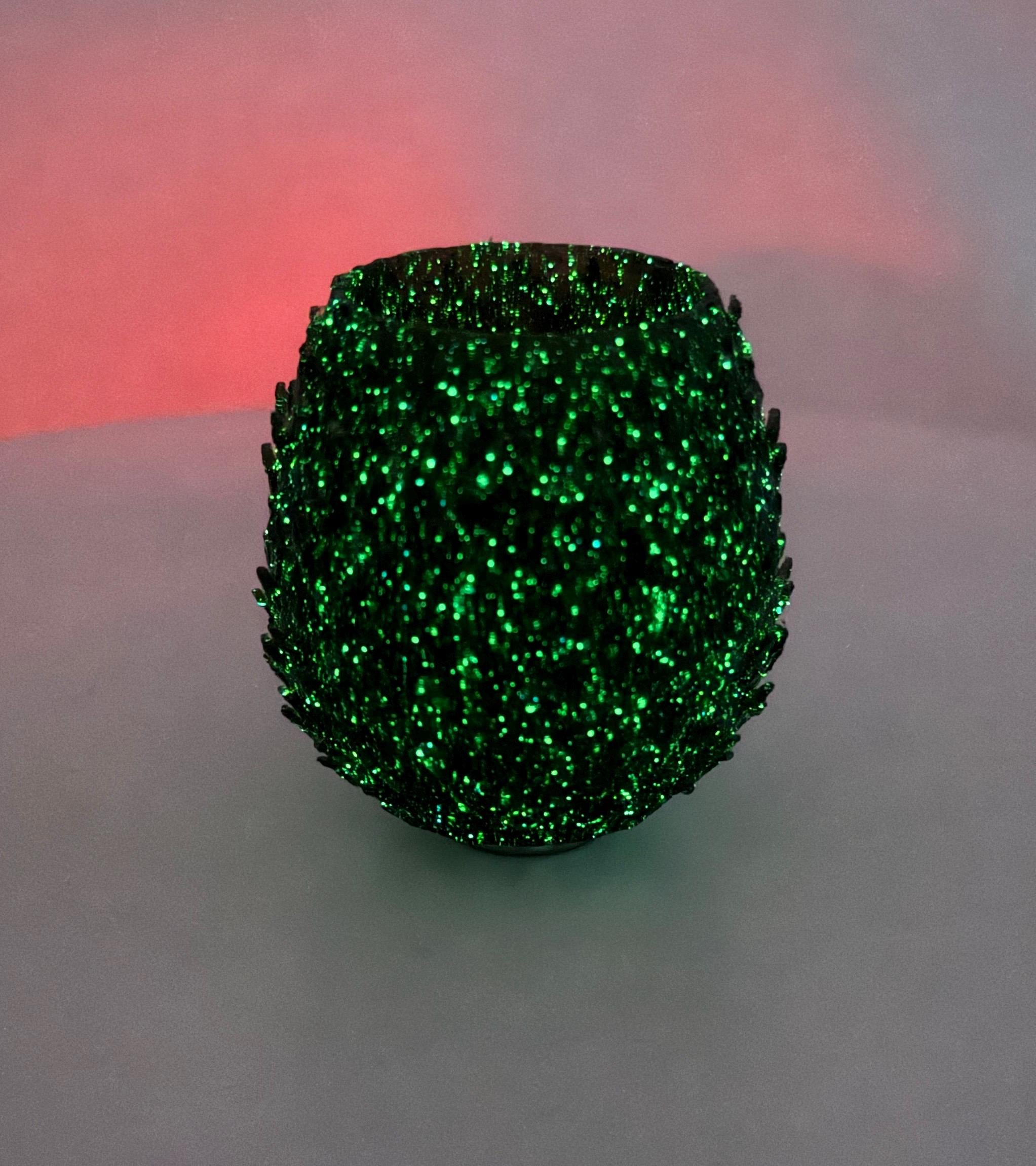 Dragon Egg Hide: Jumping Spider Enclosure Accessory