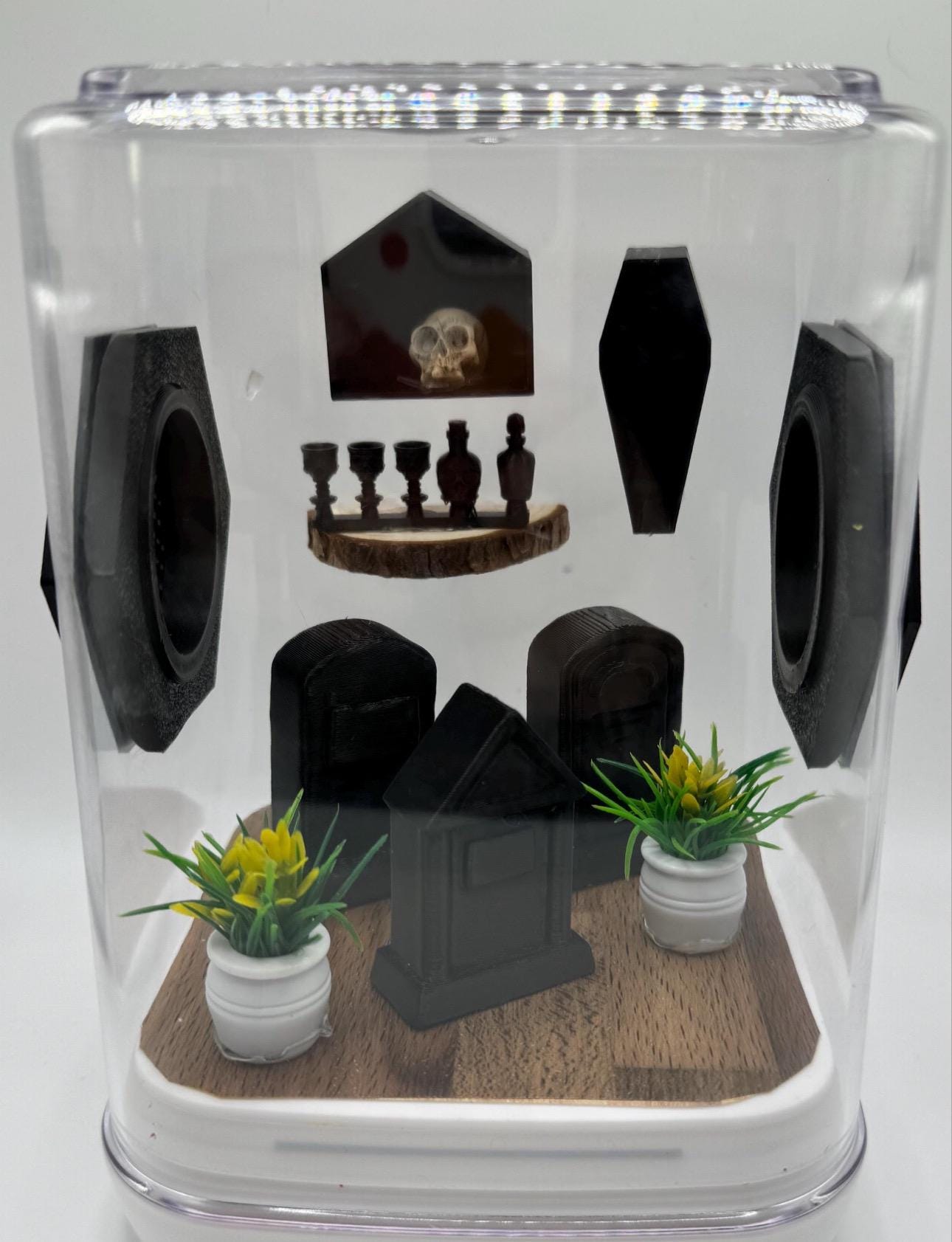 3D Printed Jumping Spider Enclosure: Gothic Graveyard Terrarium