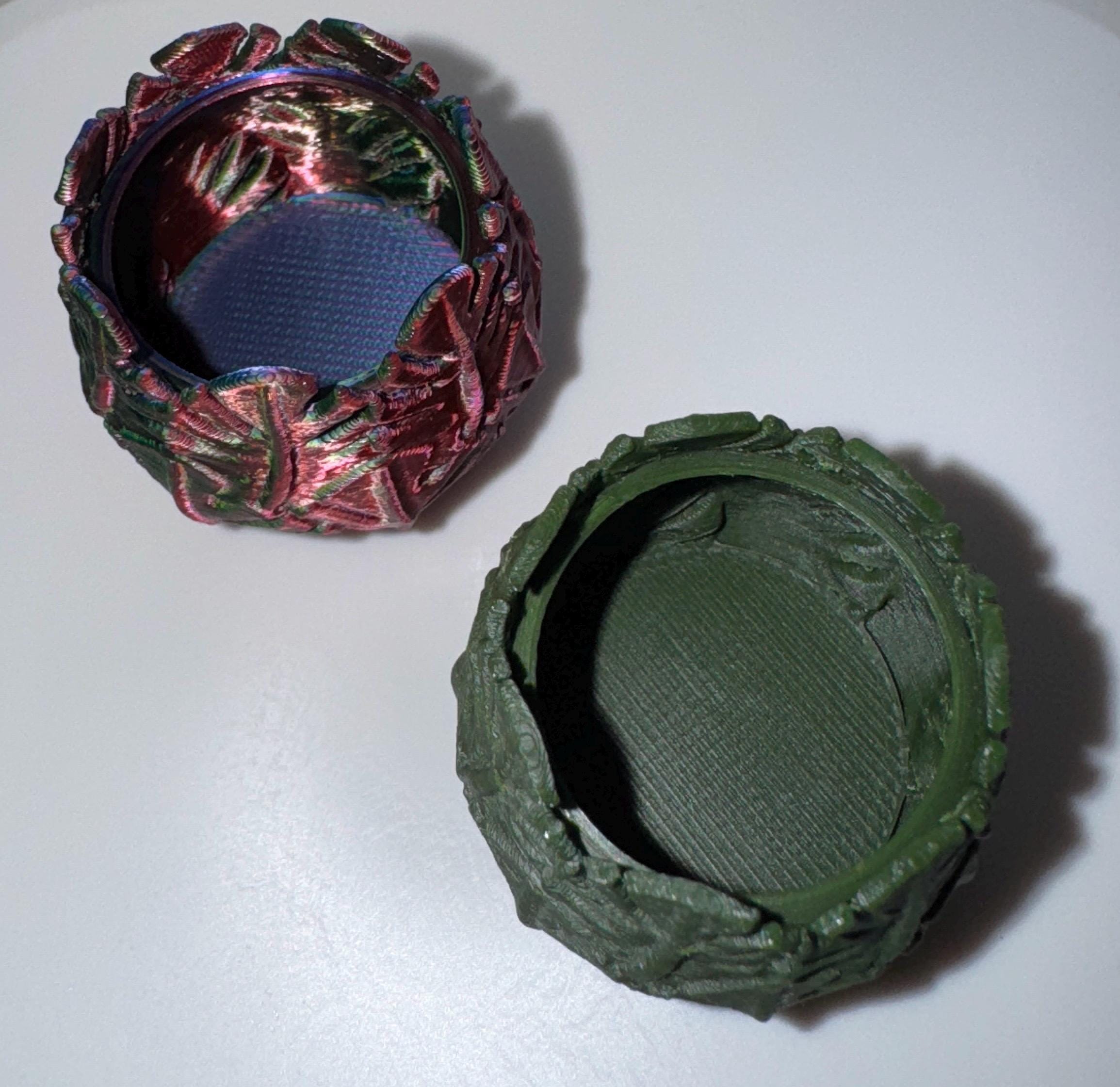 Leaf Hide for Jumping Spider Enclosure: Accessories