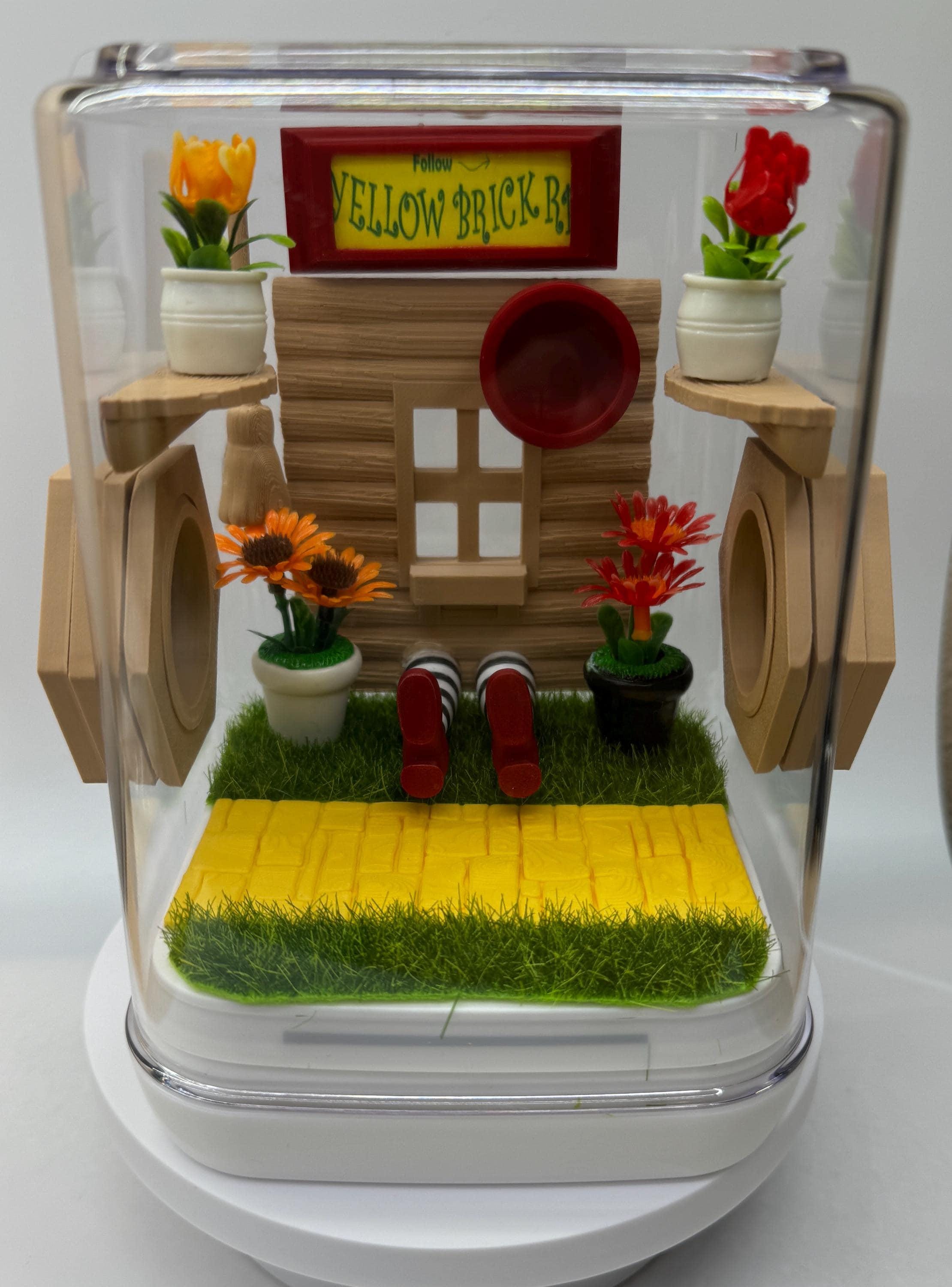 Accessories for Jumping Spider enclosure - Wizard of Oz Theme