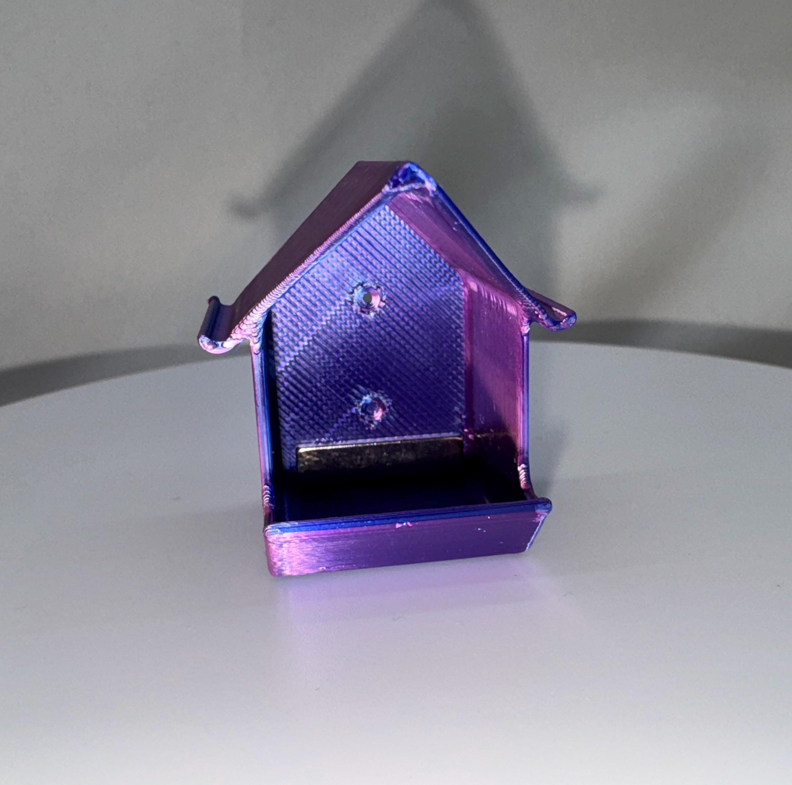 Birdhouse Hide for jumping spider enclosure, accessories, hide