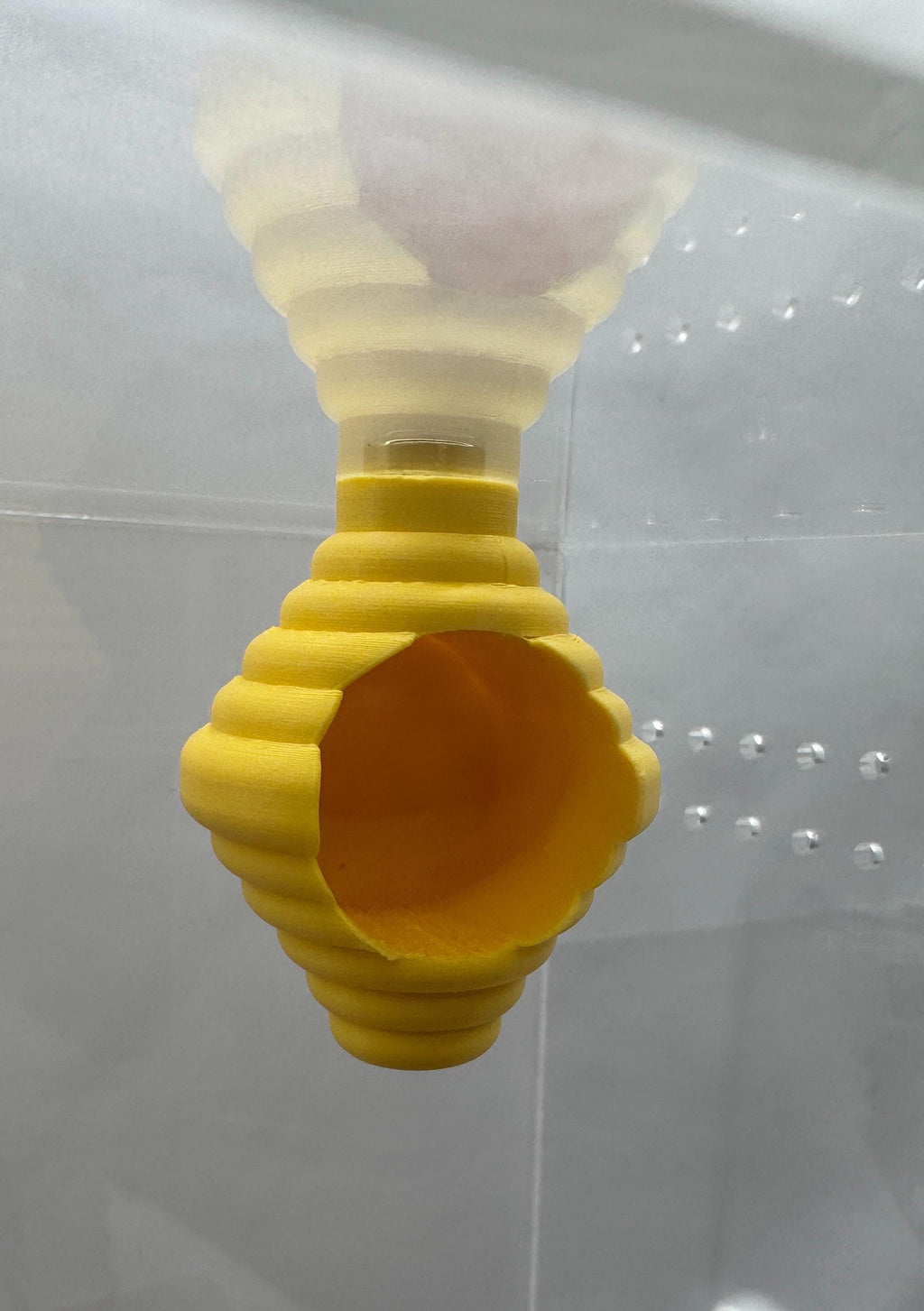 Beehive Hide for Jumping Spider Enclosure (3x3 inches)
