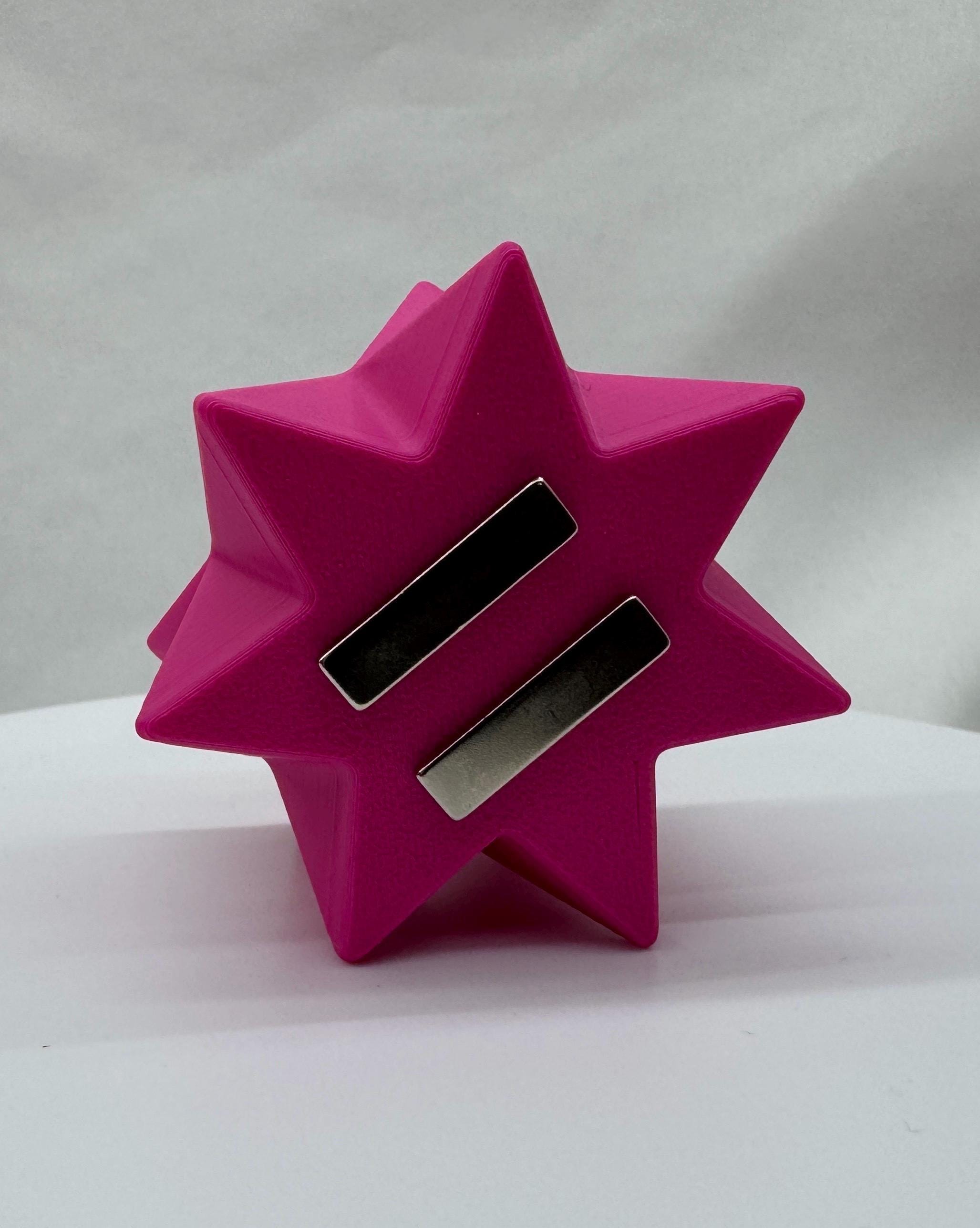 Jumping Spider Star Hide: Habitat Accessories