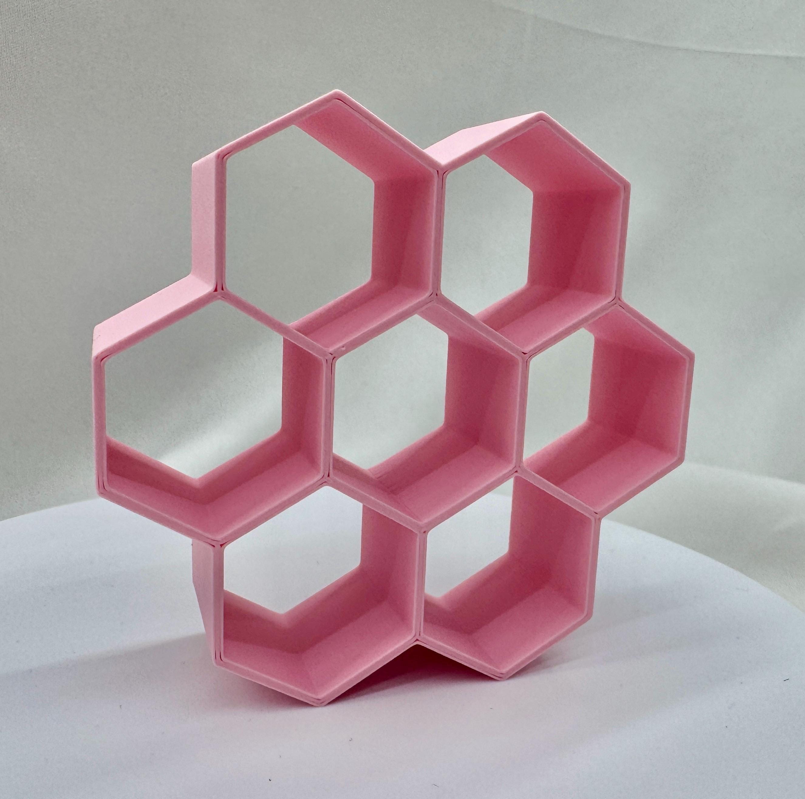 Honeycomb Hide for Jumping Spider Enclosure (3x3 inches)